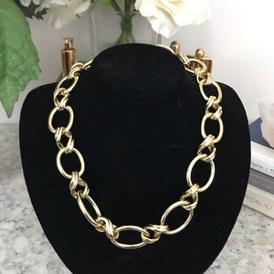 {Banana Republic} Gold Chain Statement Necklace